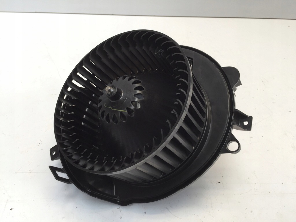 фото №1, Skoda octavia iv 2021 вентилятор воздуходувка обдув anglik