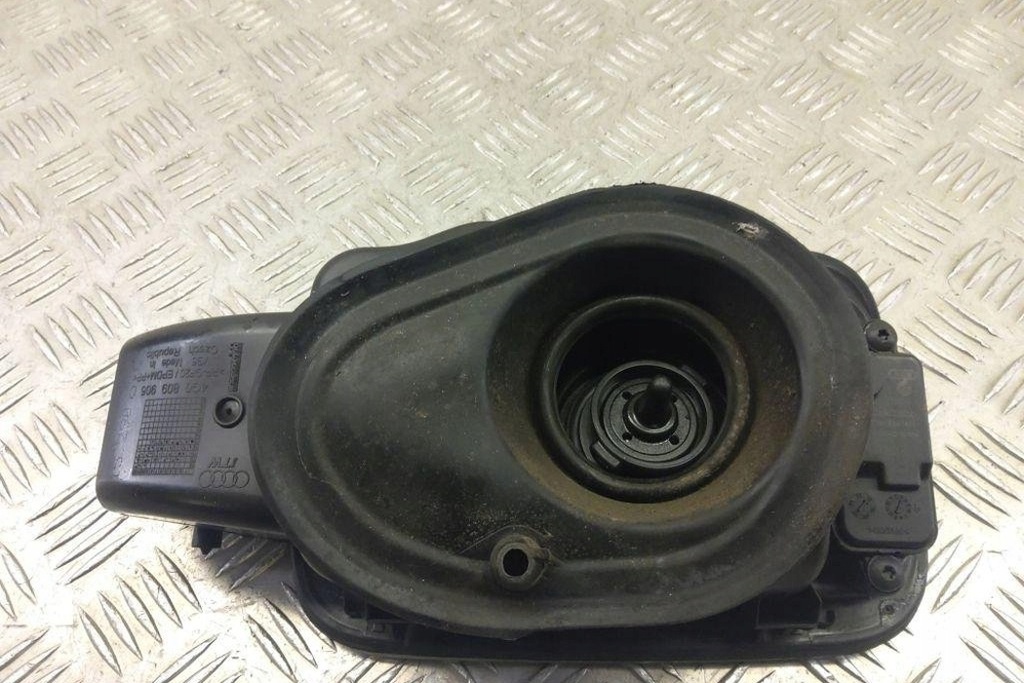 фото №11, Моторчик крышка заливной топлива audi 4l0862153d 1.97l дизель 2013