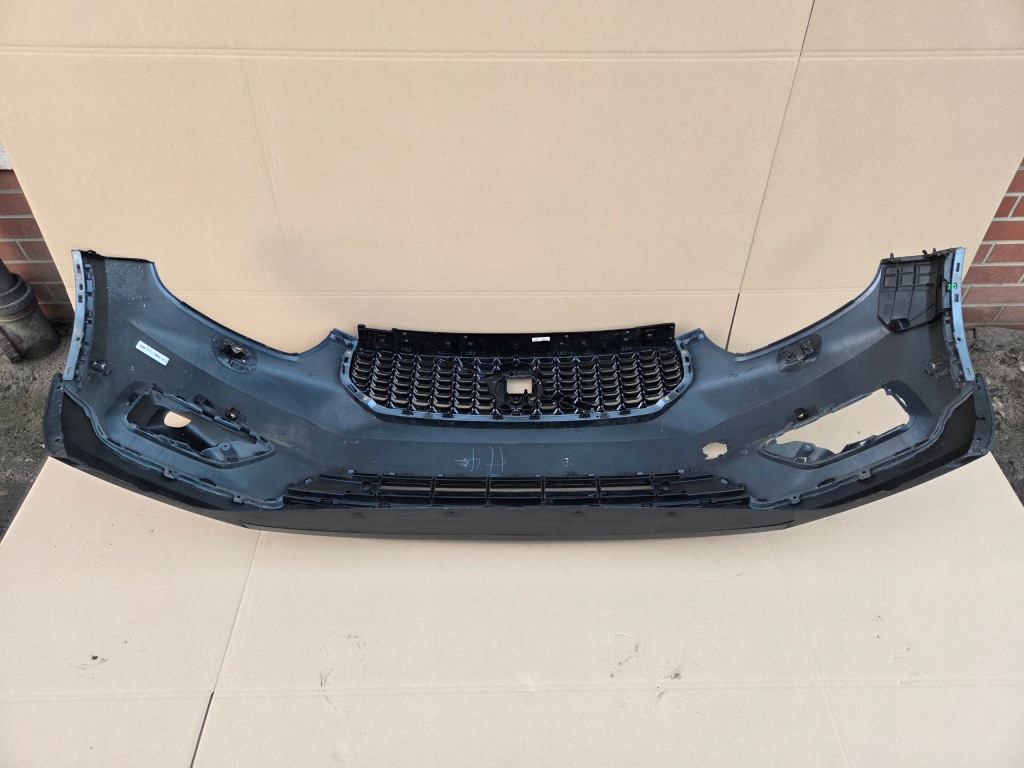 Volvo xc40 r-design 17- бампер передний super Оригинал