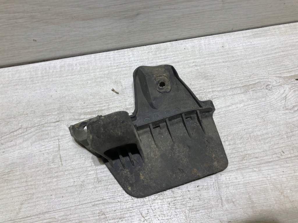 фото №1, Подкрылок брызговик правый задняя seat leon iii 5f