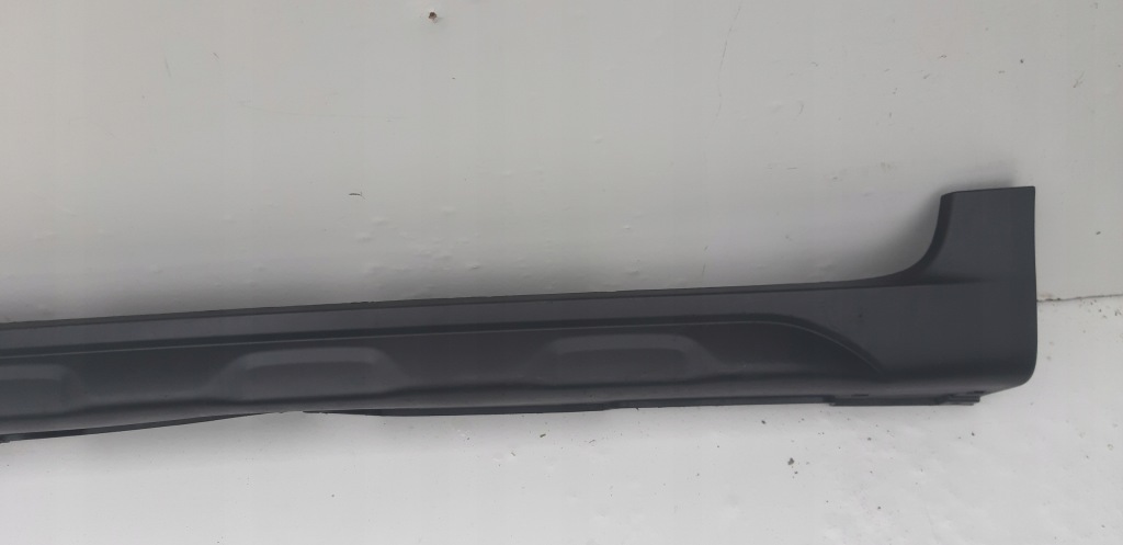 фото №3, Hyundai i20 active cross поріг молдинг поріг права