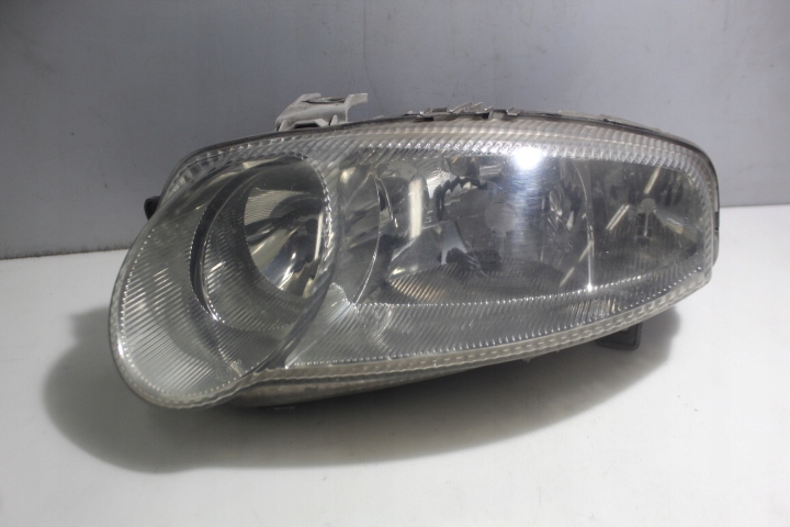 фото №4, Лампа левая передняя alfa romeo 147
