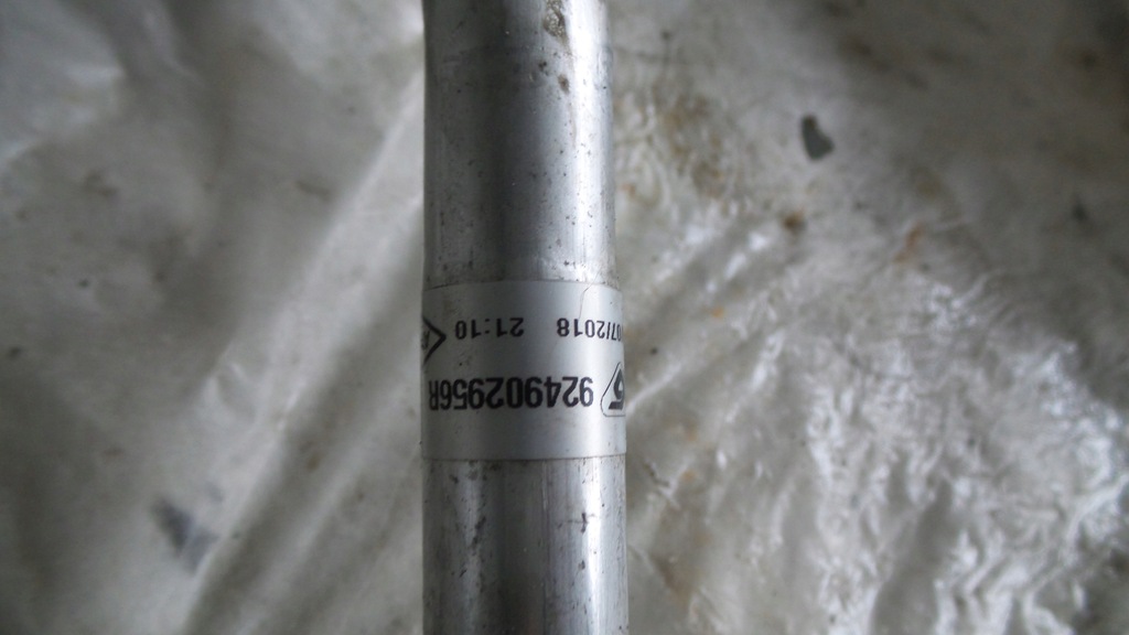 фото №4, Шланг кондиціонера renault zoe 924902956r трубка кондиціонер