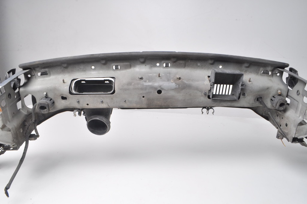 фото №7, Volvo v50 pas передній підсилювач