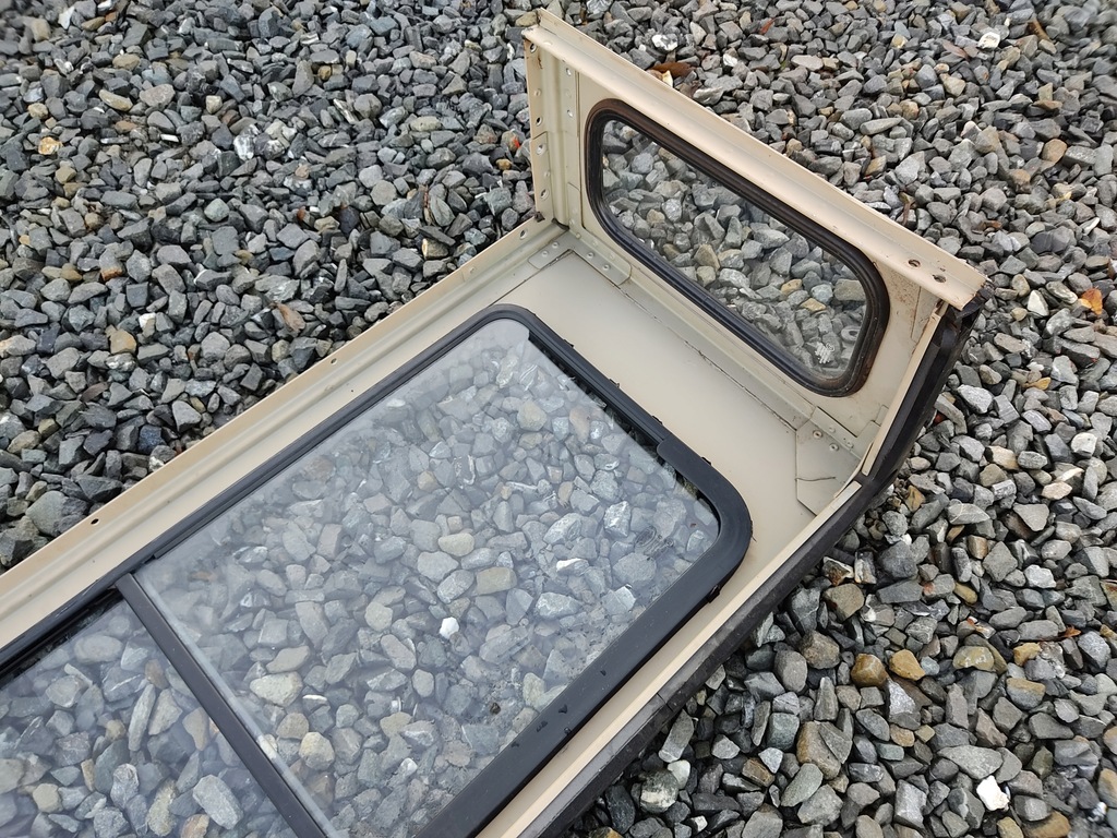 фото №8, Рамка nadstawka права задня задня крила правий скло defender 1999-2014