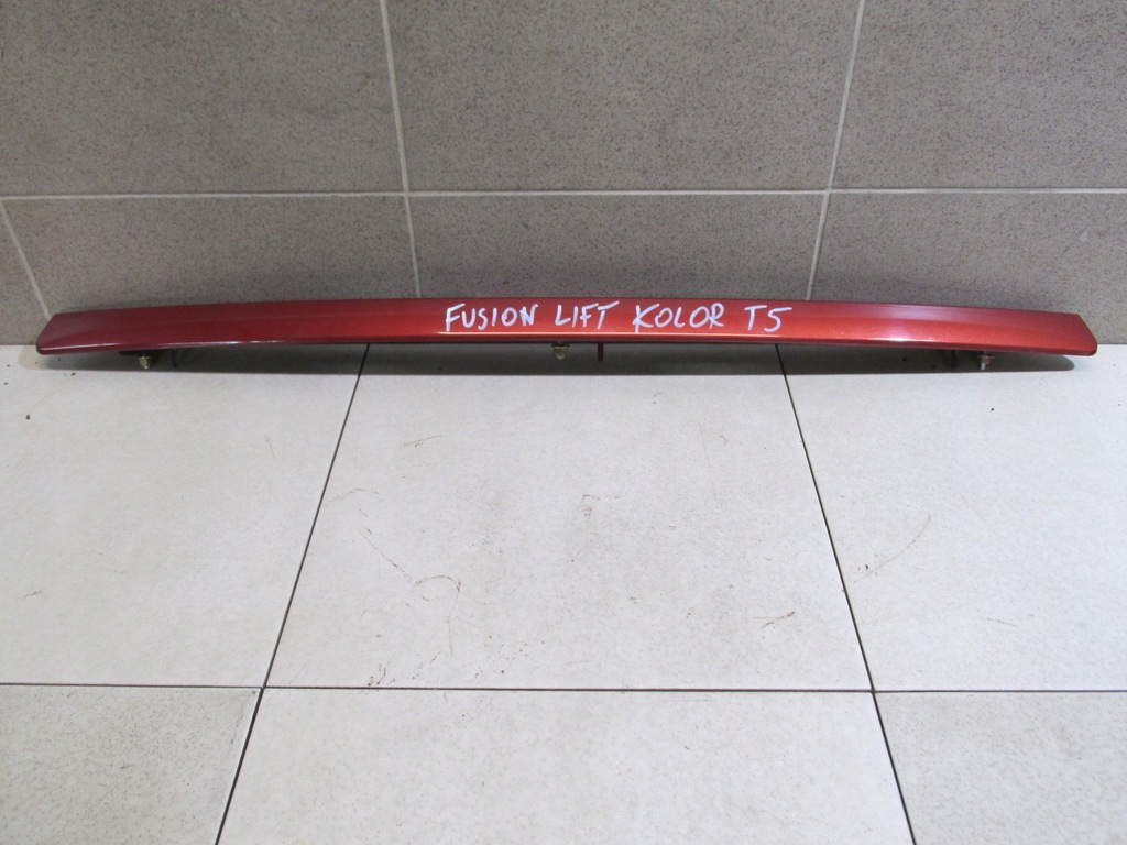 фото №1, Молдинг накладка кришки задня колір t5 fusion lift 2008