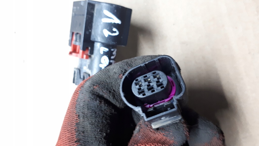 фото №11, A4 b9 lift штекер колодка рейки рульового управління a5 8w q5