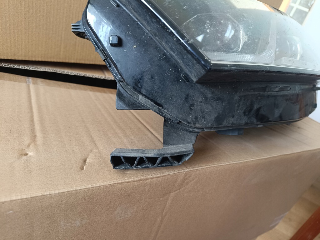 фото №8, Лампа skoda octavia iv перед передня 5e4941015a