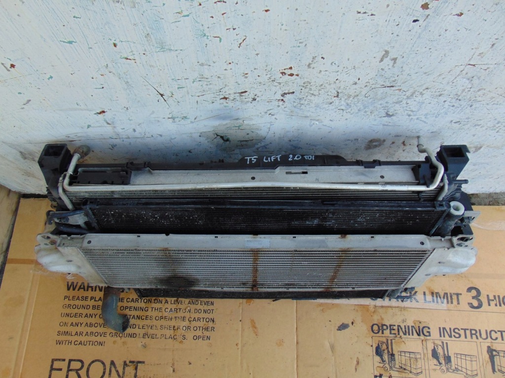 Комплект радіатор вентилятор інтеркулер vw transporter t5 рестайлінг  2010- 2.0tdi Недорого