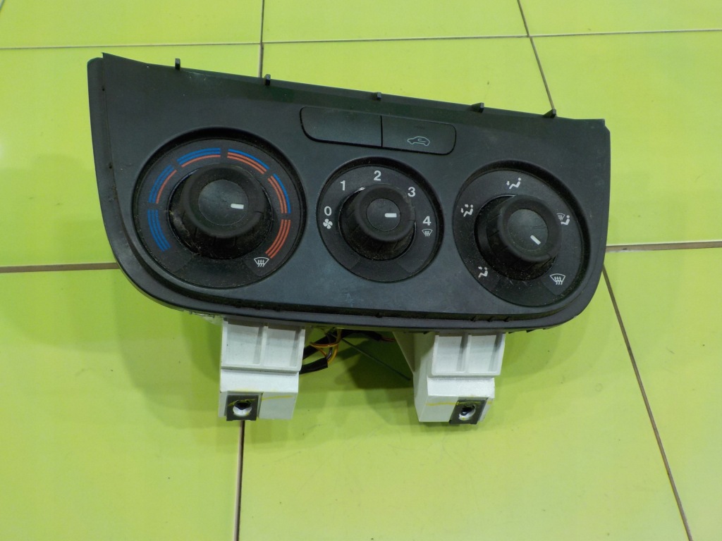 фото №1, Opel combo d 1.3 cdti 16r l1h1 панель кондиціонера