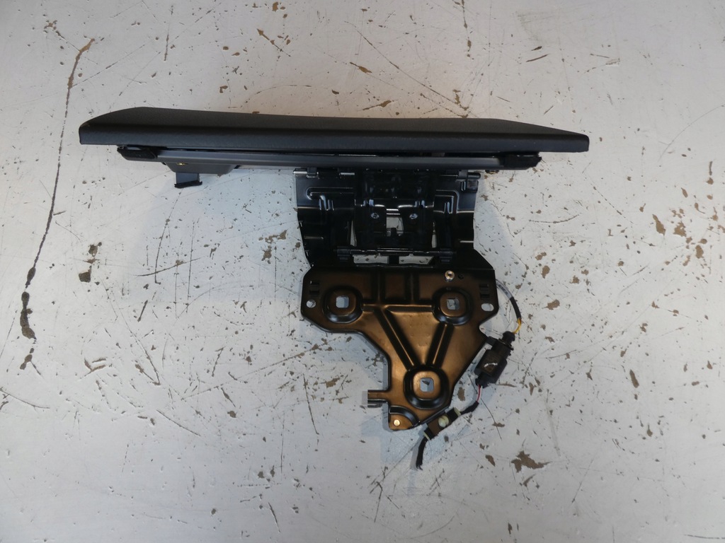 фото №1, Кришка заглушка дах лівий задня vw eos 1q0868851d