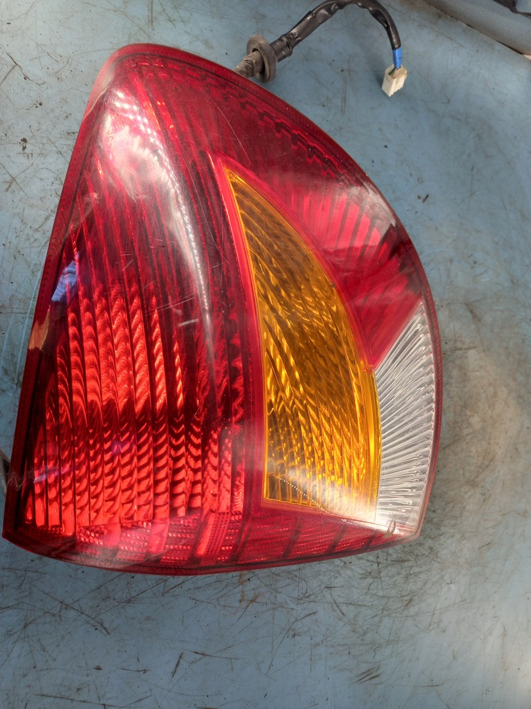 фото №1, Лампа задня права kia rio 1.3 b 02r