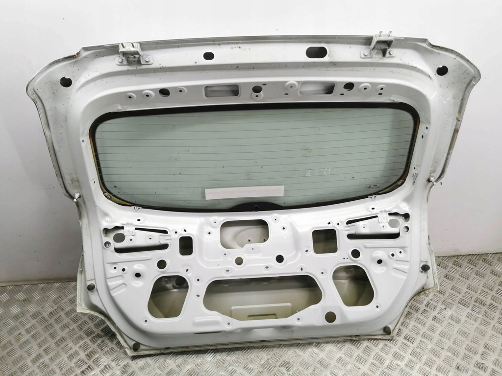 фото №13, Hyundai kona i 2020 задня кришка багажника багажника