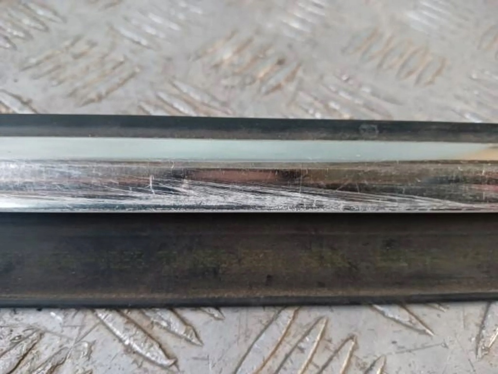 фото №6, Audi a5 8t 3d coupe молдинг ущільнювач права 8t0853284c