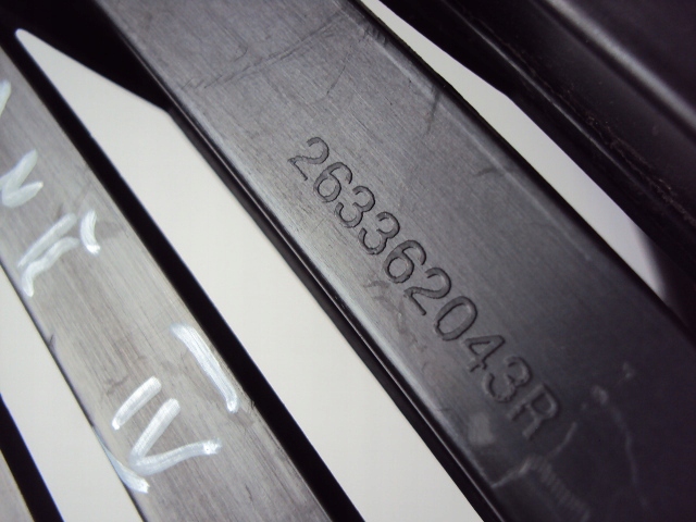 фото №4, Решётка бампера левый перед renault megane iv