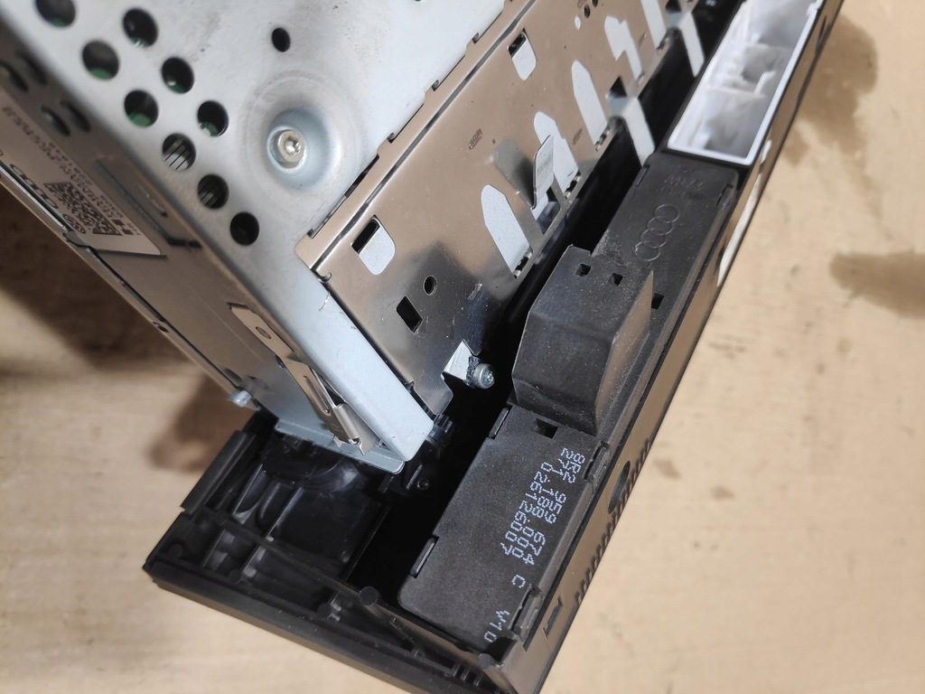 фото №11, Считыватель навигации блок mmi audi q5 8r 8t2035652h