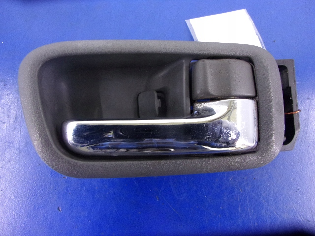 фото №1, Toyota previa ii ручка внутренняя правый перед