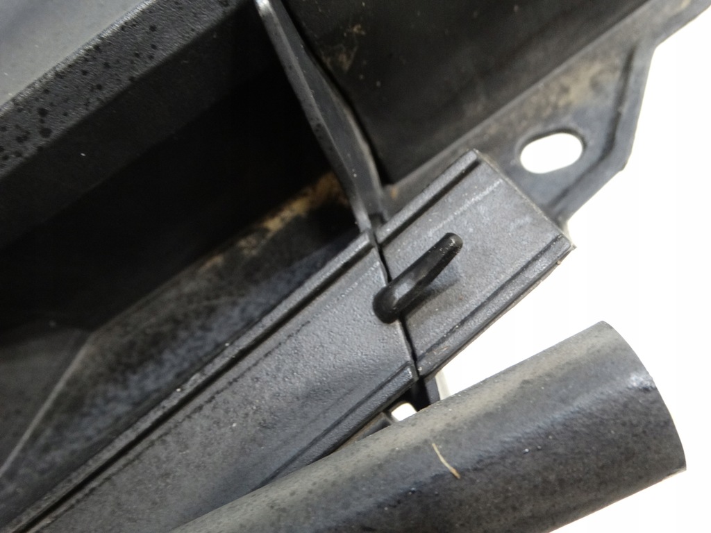 фото №14, Жабо пластиковий peugeot 108 citroen c1 toyota aygo ii 55781-0h080