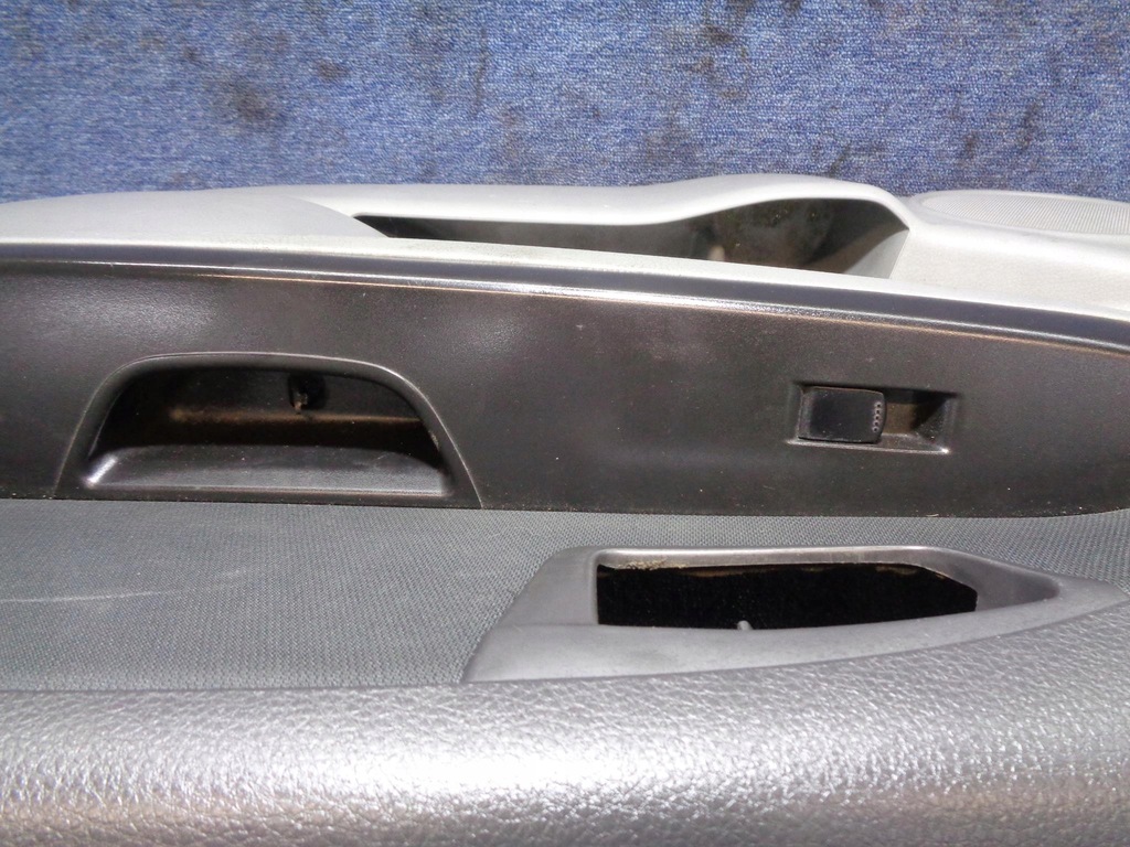 фото №8, Обшивка двері suzuki sx4 2006-2009r. правий передній