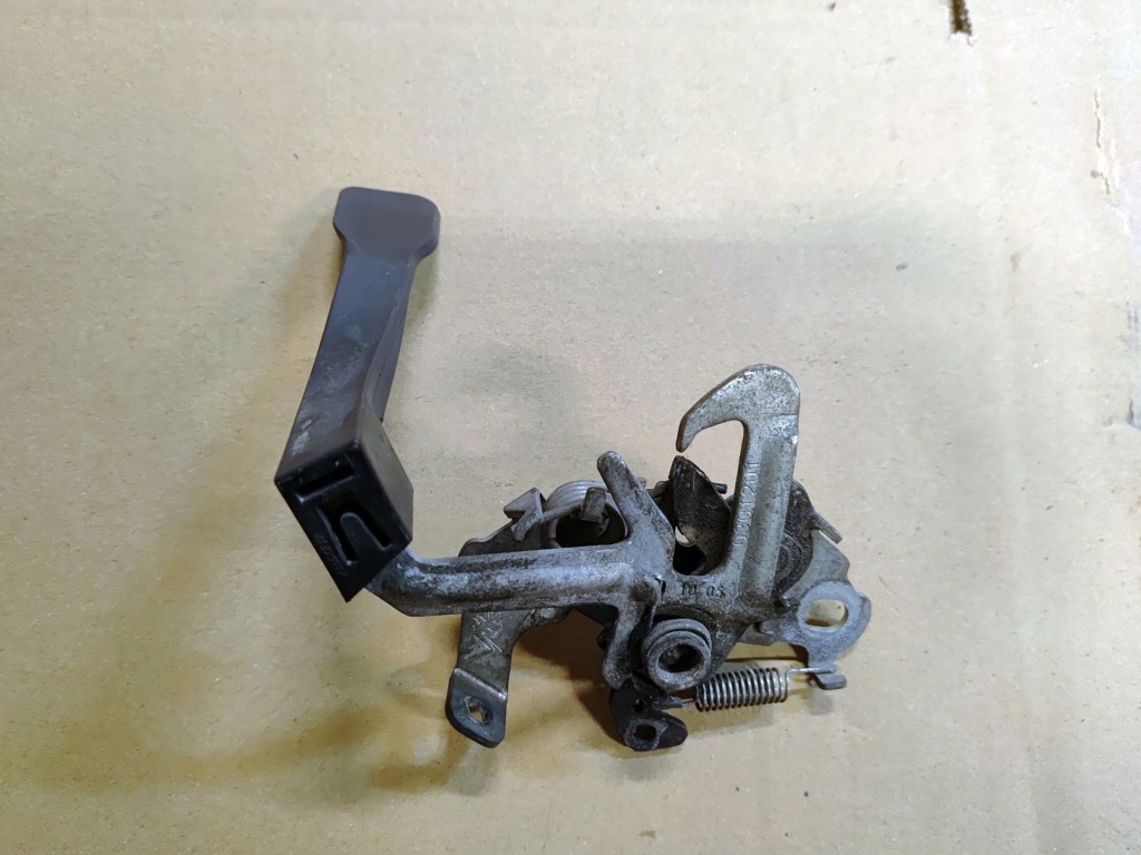 фото №1, Замок капот peugeot 5008 3008 i 09-16