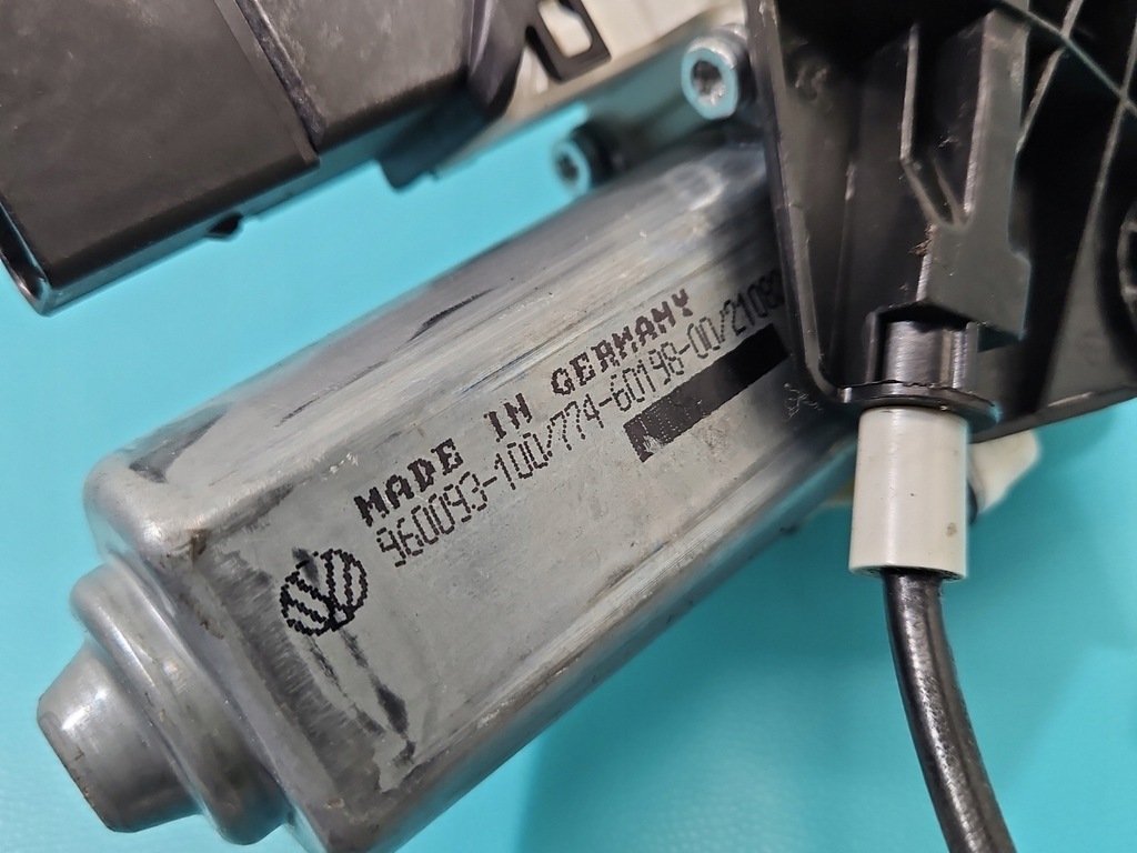 фото №7, Підйомник задня лівий vw jetta vi 3c0959703b