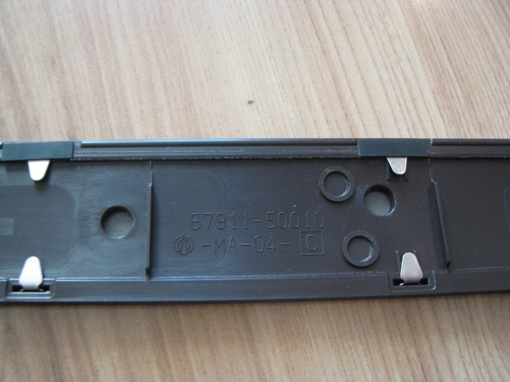 Захист поріг правий перед lexus ls v 2017- Доставка