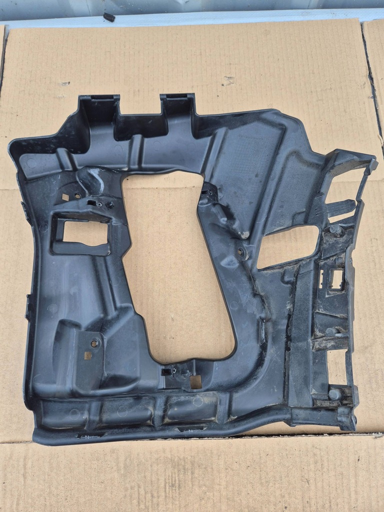 фото №4, Vw t-roc 2ga r-line lift напрямна кронштейн бампера праве 2ga807724