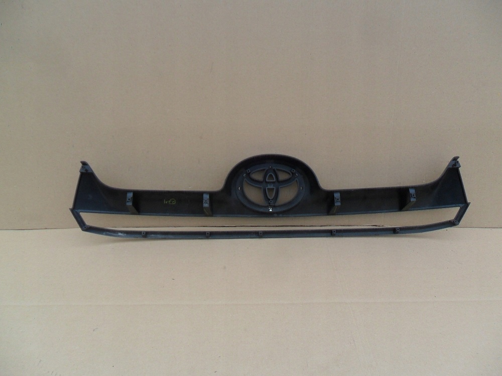 фото №10, Toyota hilux 2004 2005 2006 2007 решітка радіатора решітка