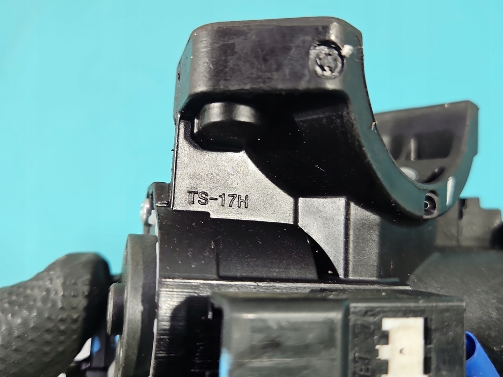 Замок запалювання ключ вкладка hyundai santa fe 3 12–18 Доставка