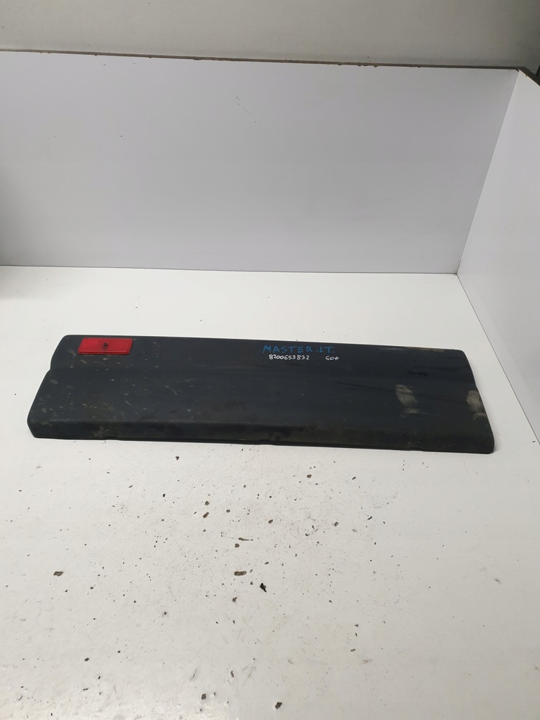 фото №1, Молдинг дверь задняя левая renault master 8200653832