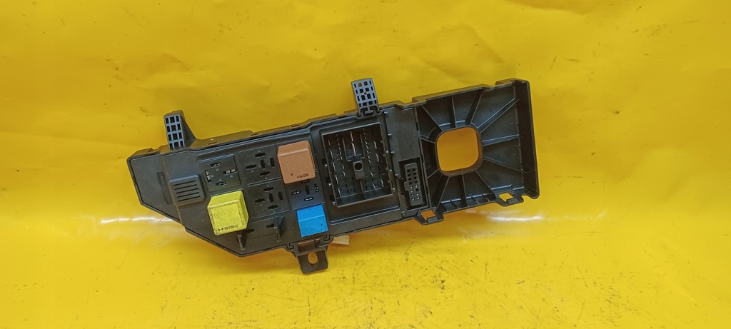 фото №8, Коробка предохранителей vectra c 1,9cdti 13233678