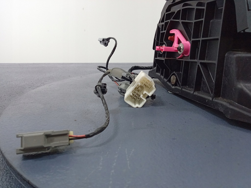 фото №8, Grand cherokee wk2 выборщик коробки p52124792ab