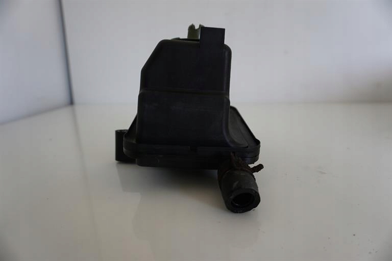 фото №9, Бачок рідина підсилювача seat toledo ii