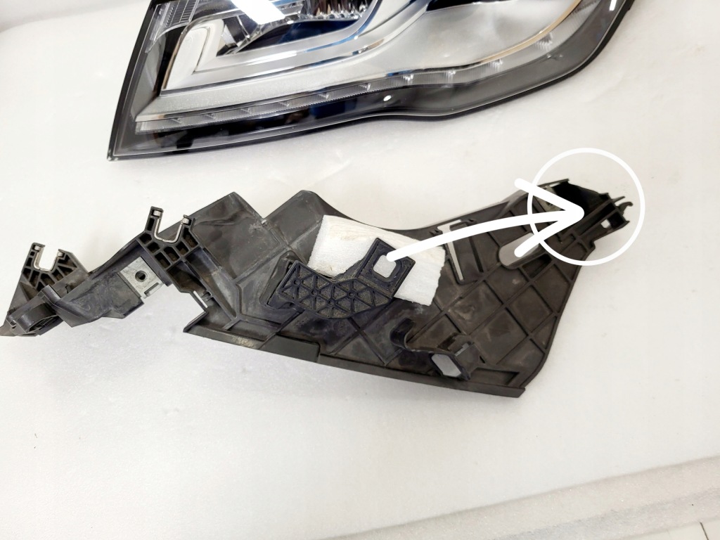 Audi a7 c7 4g8 фара левая ксенон led 4g8941005 нет поворотная Оригинал