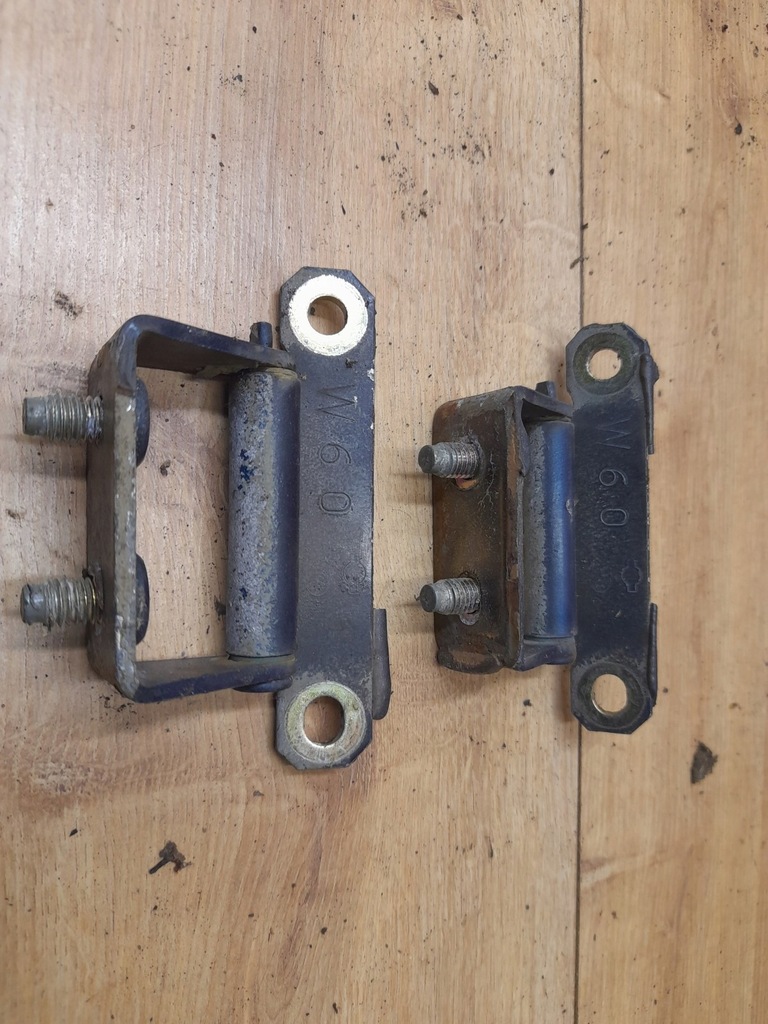 фото №1, Петлі кришки багажника kpl primera p11 kombi