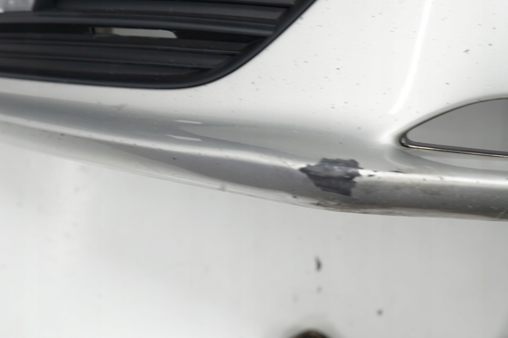 Купить Audi a4 b8 рестайлинг  15r бампер передний перед pdc lx1y