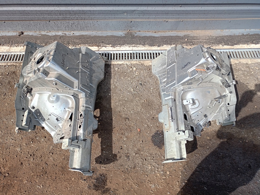 фото №1, Лонжерон четверть maserati levante левая