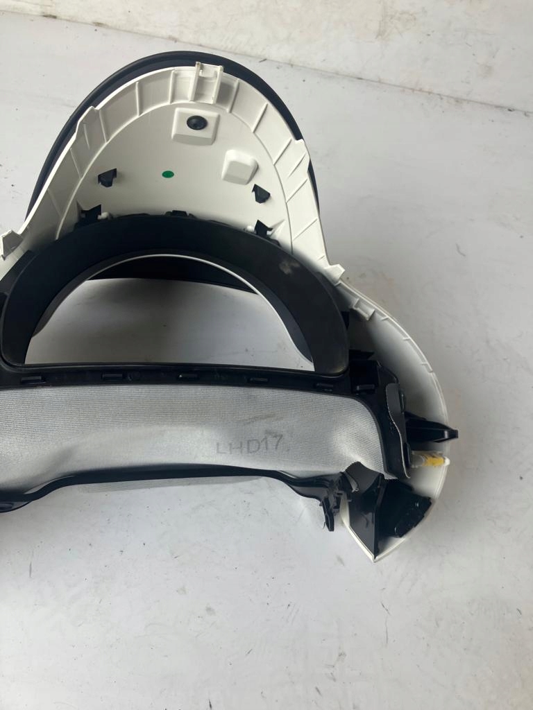 фото №10, Рамка навигации dekor консоли twingo iii