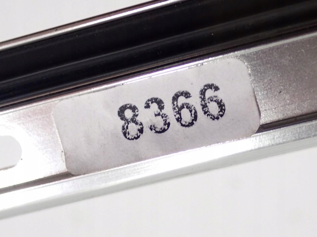 Молдинг дахова дах ліва a11767307 11767307 mercedes cla w117 18r в Україні