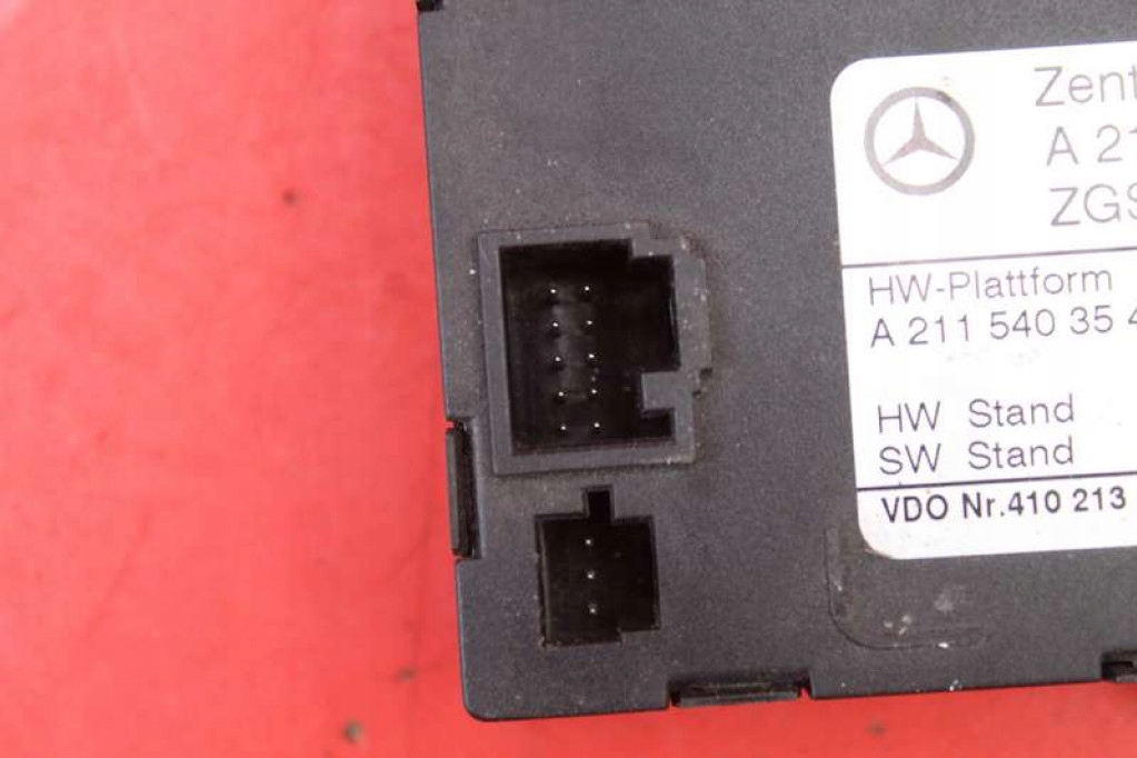 Блок керування модуль шлюз a2114452600 mercedes cls c219 w219 3.5 v6 272 km Зі Шроту