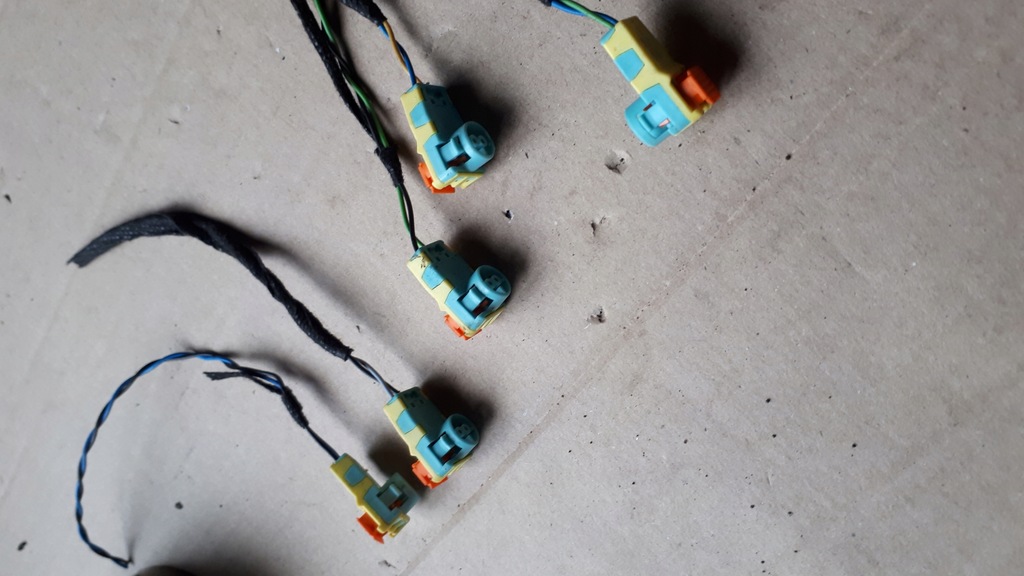 фото №7, S4 b9 a4 8w штекер колодка подушка безопасности 4m1972562a a5 8w