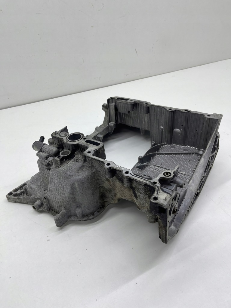 Audi a7 a6 c7 3.0 tdi cdu верхній піддон оливи масляна cała справна оригінал! Київ