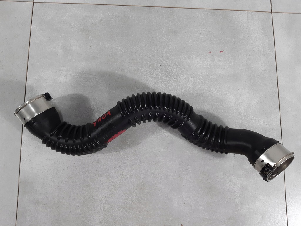 фото №2, Mercedes w176 w117 труба шланг интеркулер