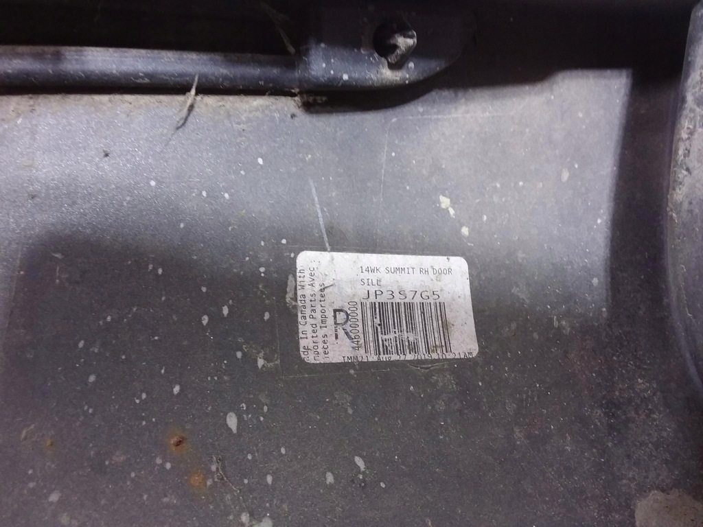 фото №9, Jeep grand cherokee wk2 молдинг порог правая