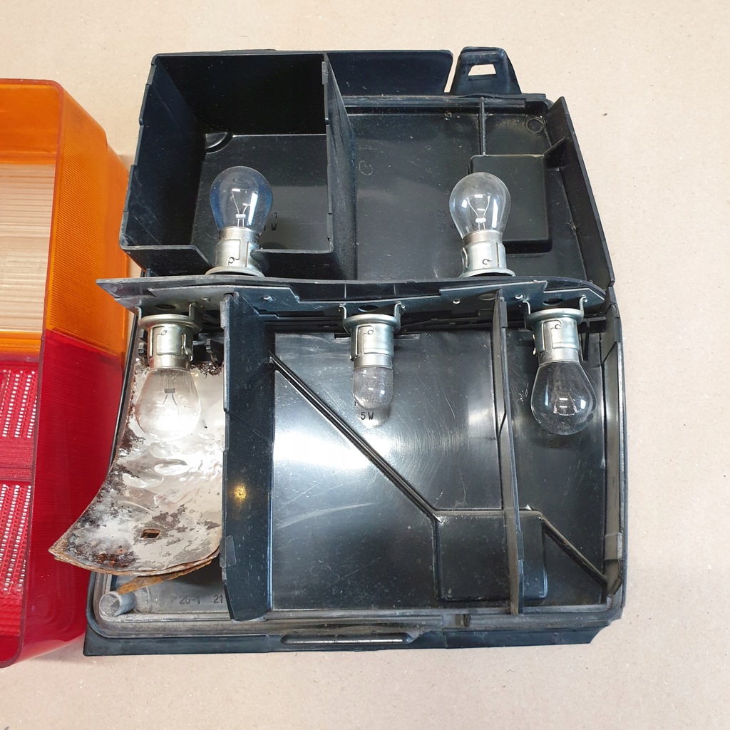 фото №10, Лампа правий задня задня fiat uno оригінальний номер eu комплектна вкладиш