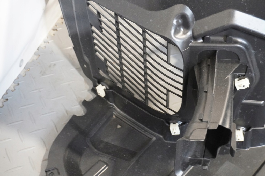 Подкрылок передние bmw m8 f91 f92 f93 8060089 8079991 8060087 Доставка