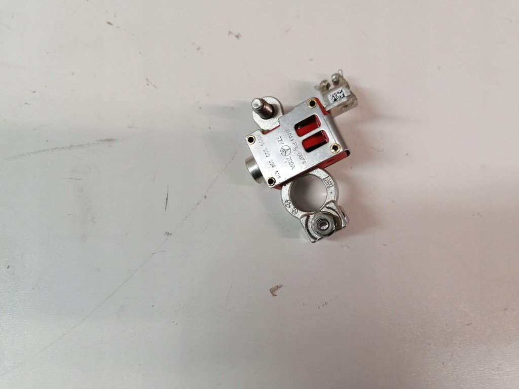 Купити Mercedes 217 піропатрон клема плюсова акумулятор оригінал  нова