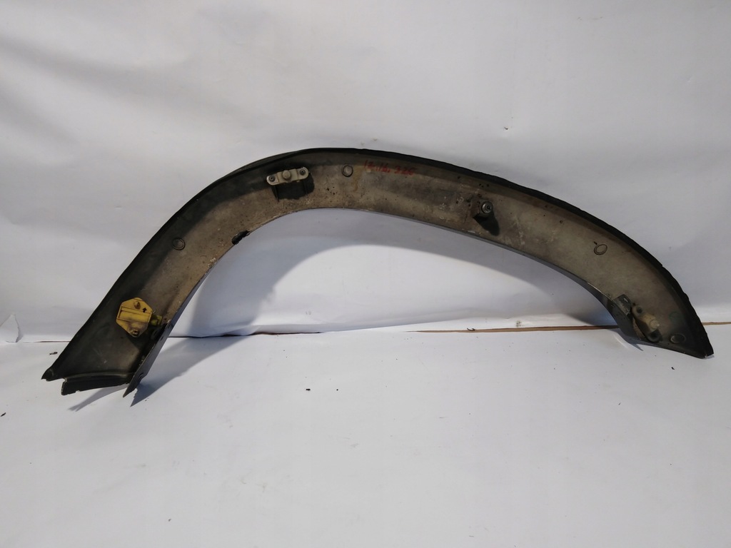 фото №4, Toyota 4 runner молдинг крила ліва перед