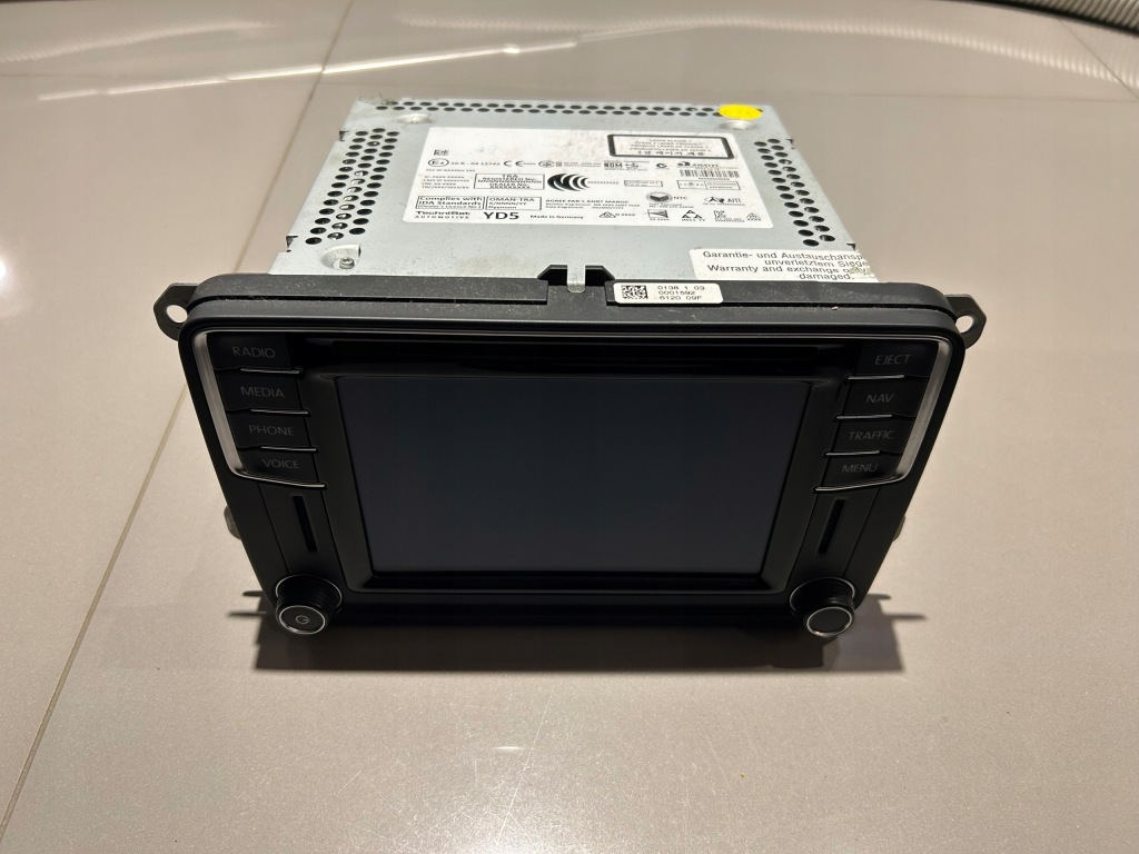 фото №1, Vw golf 6 sharan beetle tiguan радио навигация navi 5c0035680