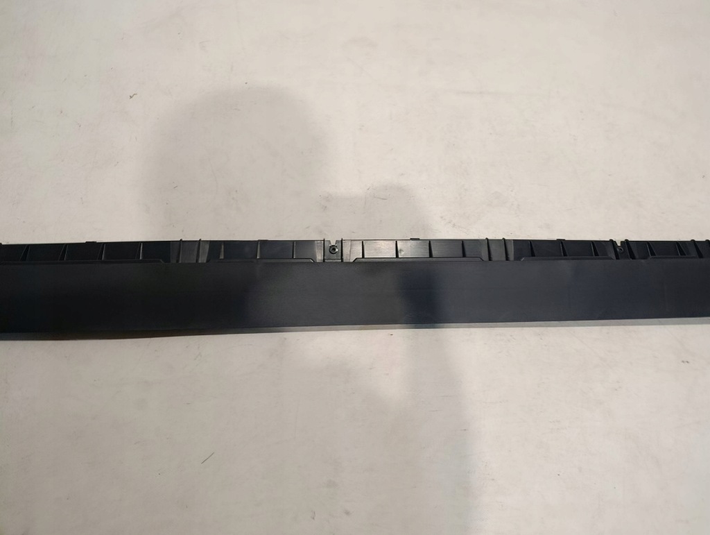 Поріг правий накладка поріг tesla model y 1845523-00-a Доставка